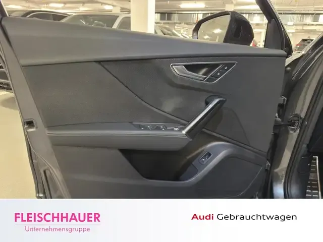 Audi SQ2