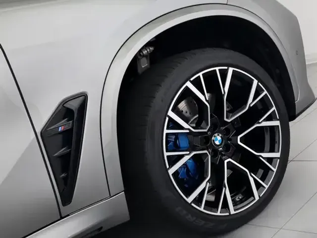 BMW X5 M