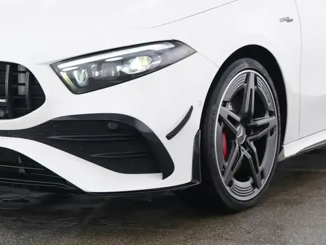 Mercedes-Benz A 35 AMG