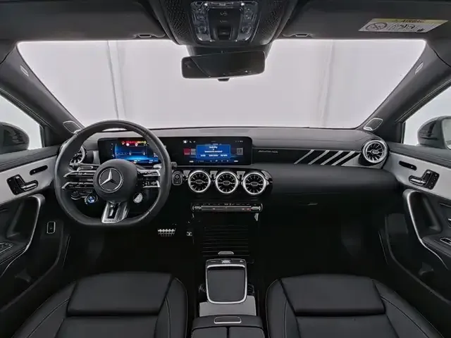 Mercedes-Benz A 35 AMG