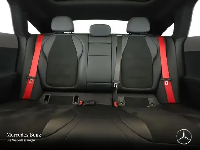 Mercedes-Benz EQE 300