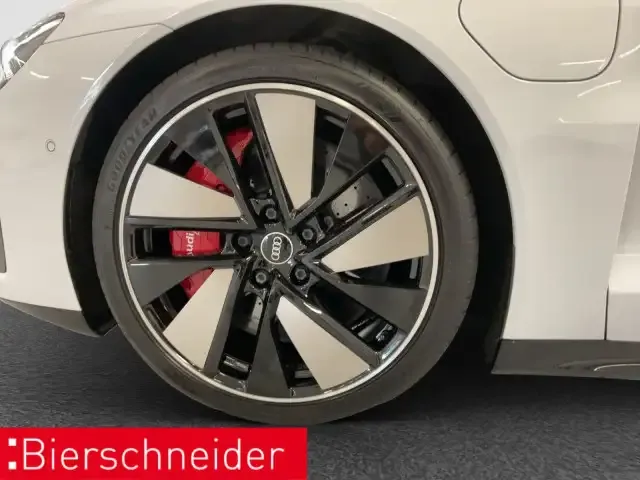 Audi RS e-tron GT