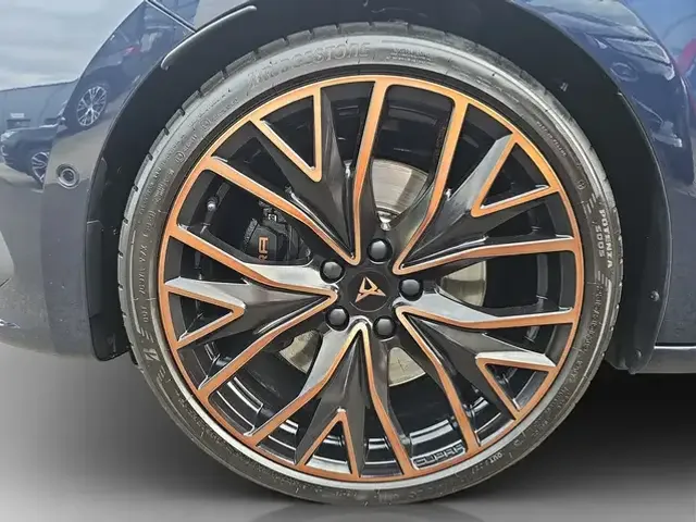 CUPRA Leon