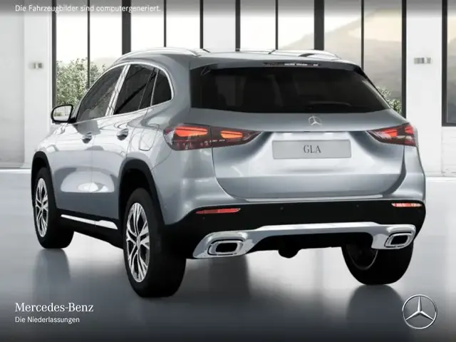 Mercedes-Benz GLA 220