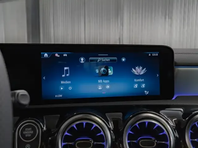 Mercedes-Benz CLA 220