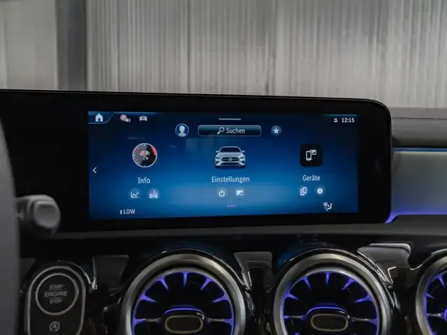 Mercedes-Benz CLA 220