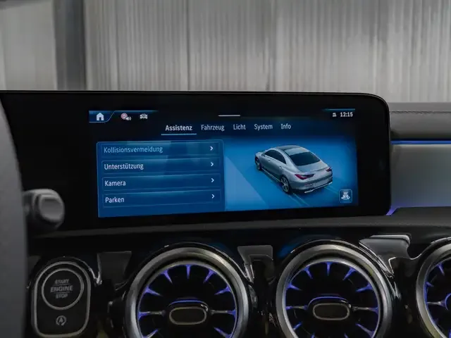 Mercedes-Benz CLA 220