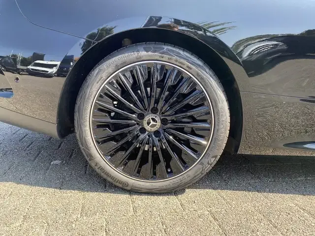Mercedes-Benz CLE 200
