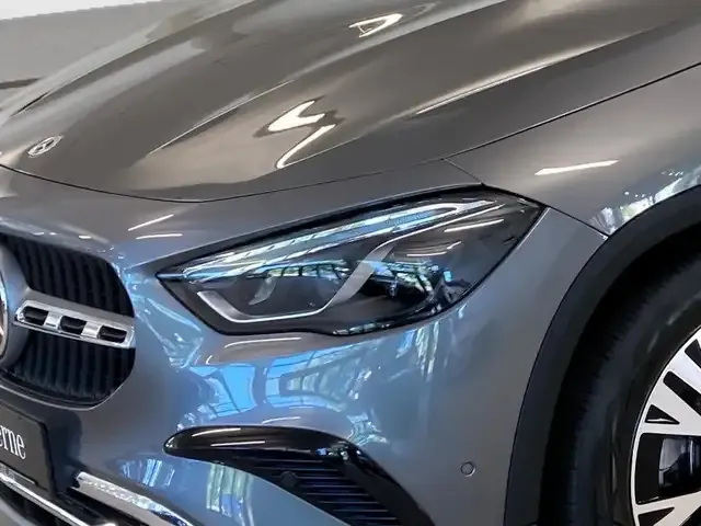 Mercedes-Benz GLA 180