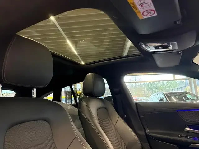 Mercedes-Benz CLA 180