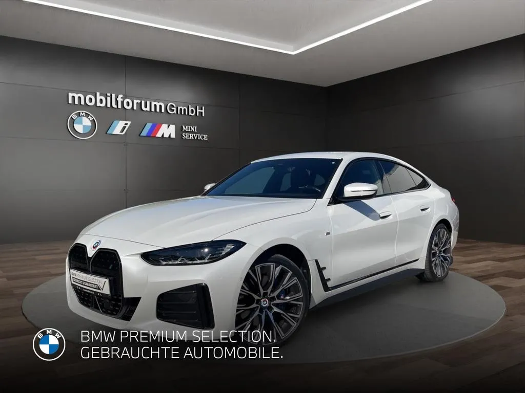 BMW i4