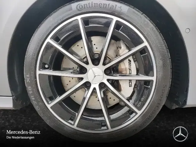 Mercedes-Benz A 35 AMG