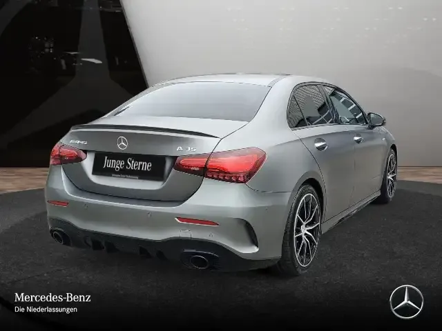 Mercedes-Benz A 35 AMG