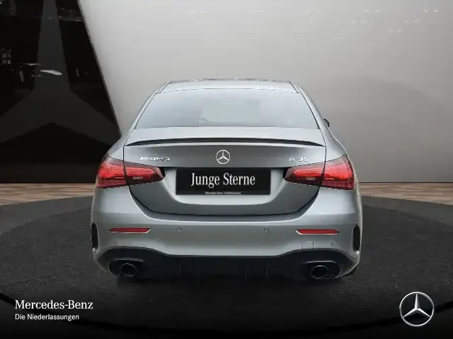 Mercedes-Benz A 35 AMG
