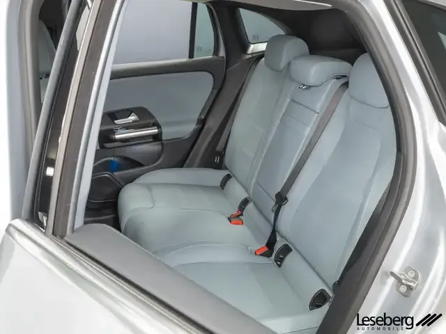 Mercedes-Benz EQA 350