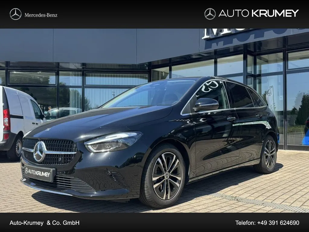 Mercedes-Benz B 180