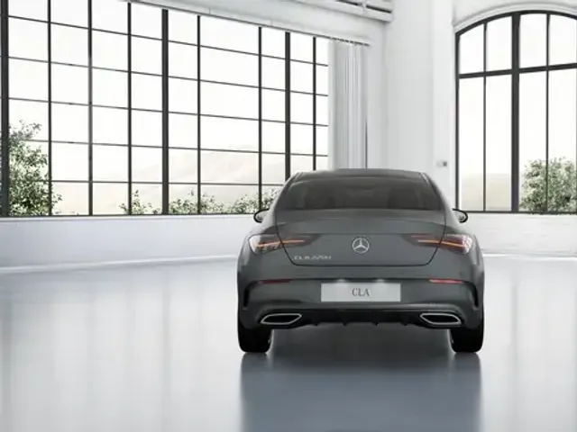 Mercedes-Benz CLA 220
