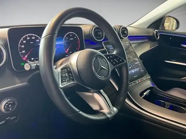 Mercedes-Benz C 220