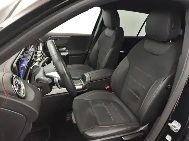 Mercedes-Benz EQB 300