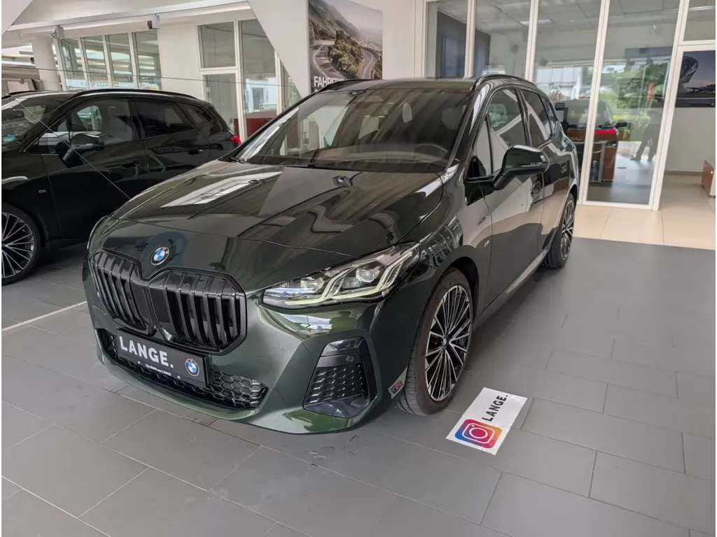 BMW 218