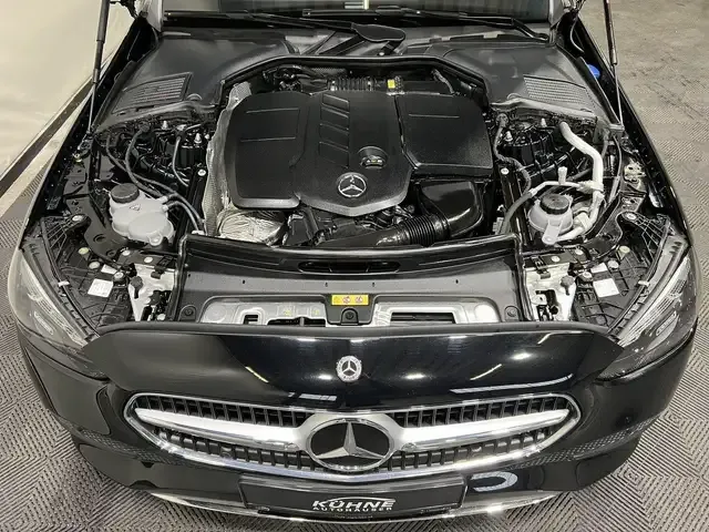 Mercedes-Benz C 220