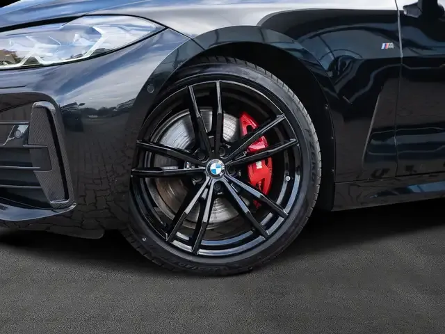 BMW 440