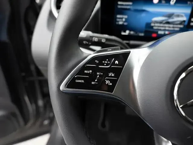 Mercedes-Benz GLA 180