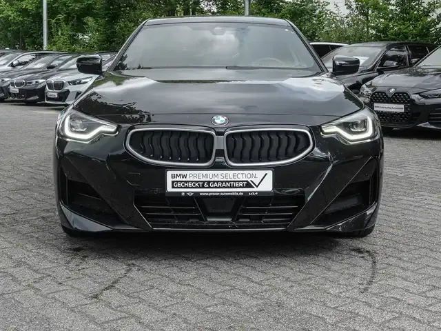 BMW 220
