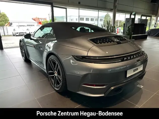 Porsche 992