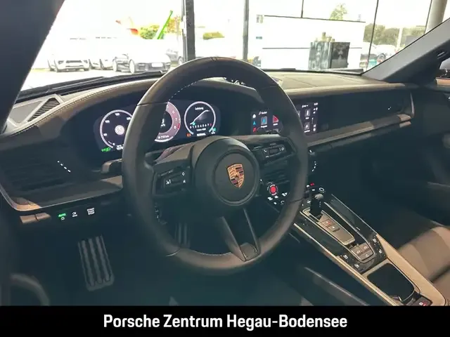 Porsche 992