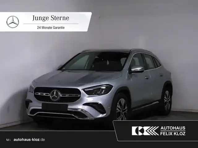 Mercedes-Benz GLA 200