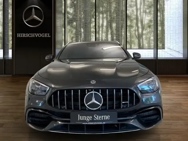 Mercedes-Benz E 63 AMG