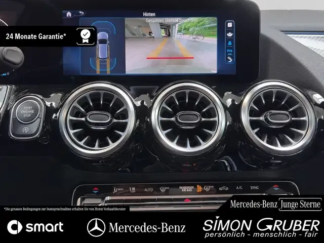Mercedes-Benz B 220