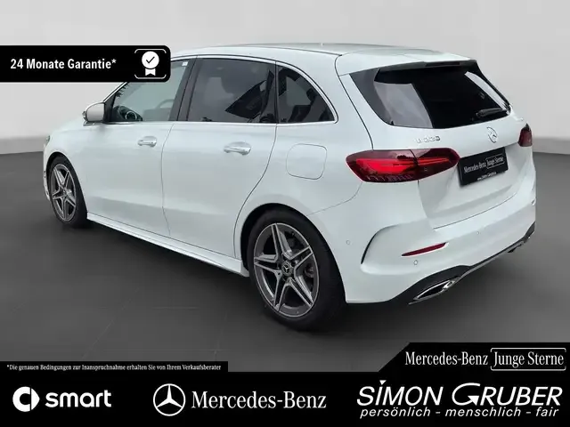 Mercedes-Benz B 220