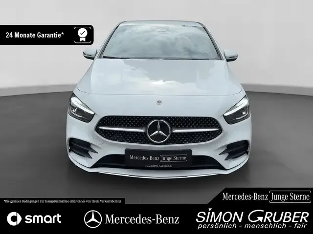 Mercedes-Benz B 220