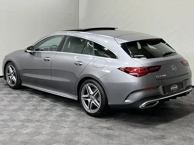 Mercedes-Benz CLA 180