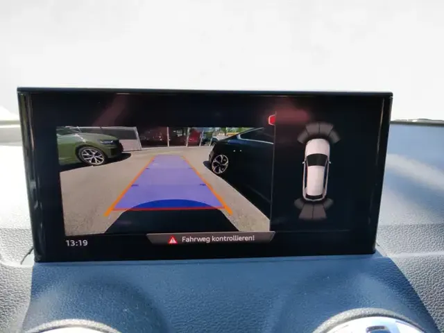 Audi SQ2