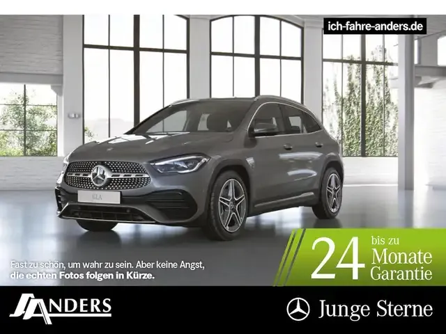 Mercedes-Benz GLA 220