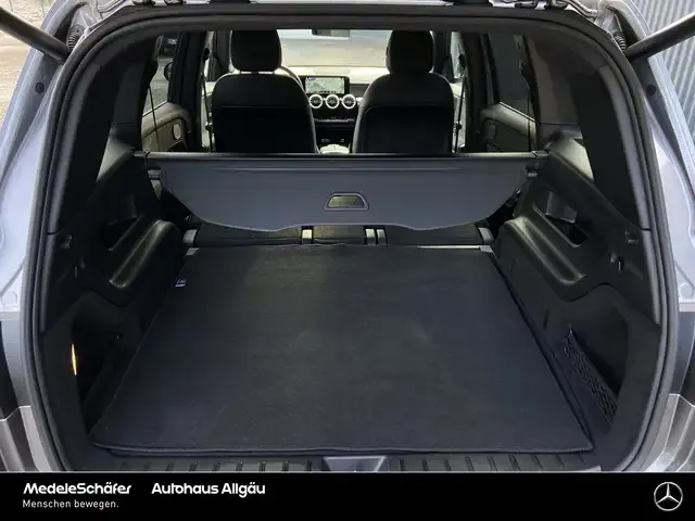 Mercedes-Benz EQB 300