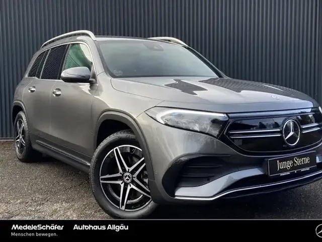 Mercedes-Benz EQB 300