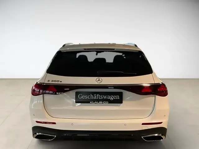 Mercedes-Benz E 300