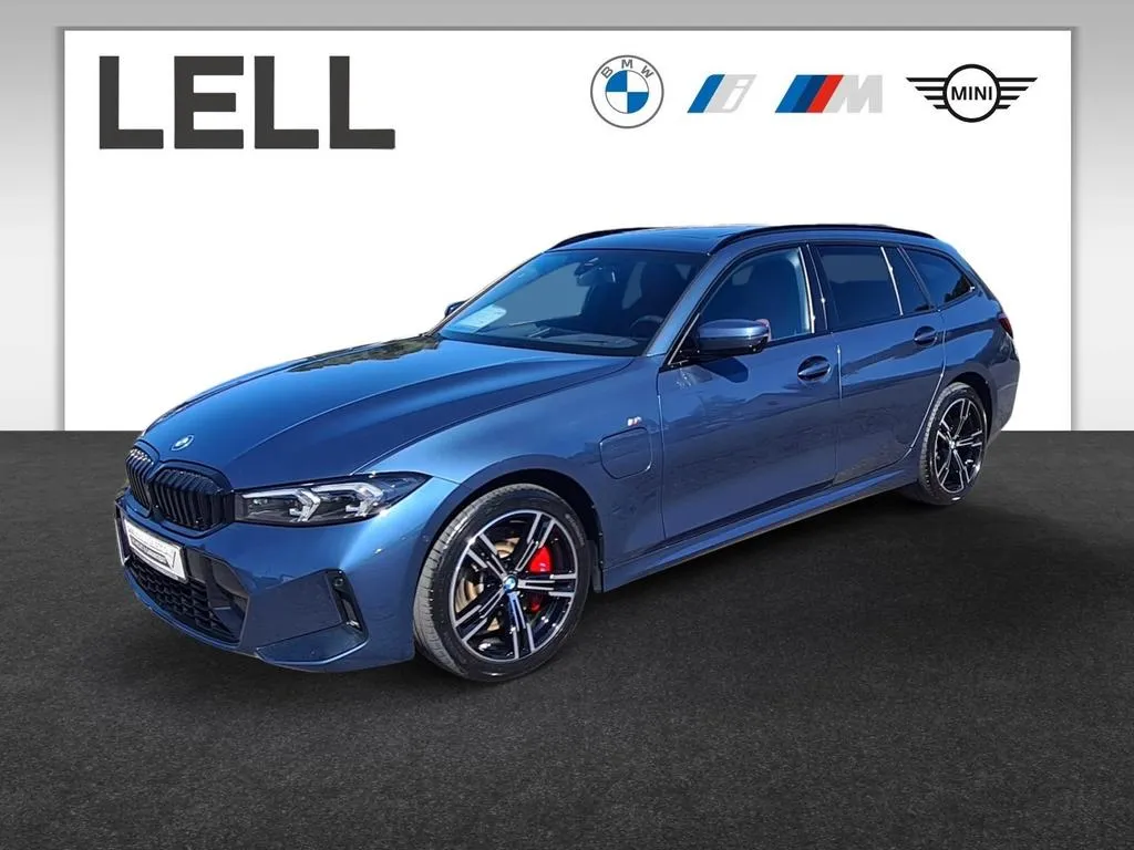 BMW 330