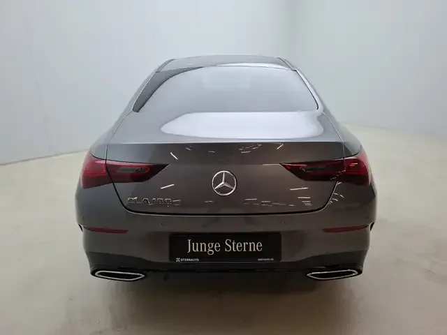 Mercedes-Benz CLA 180