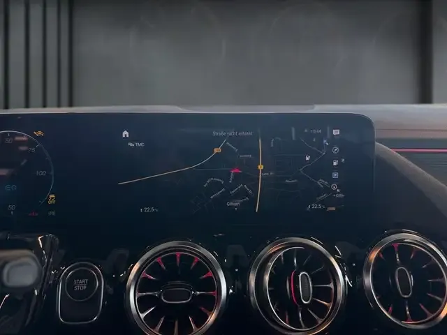 Mercedes-Benz EQA 250