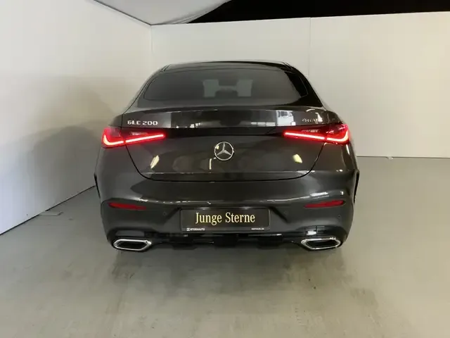 Mercedes-Benz GLC 200