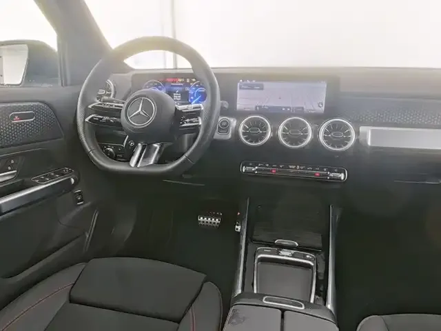 Mercedes-Benz EQB 300