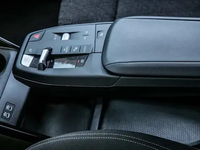 BMW 216