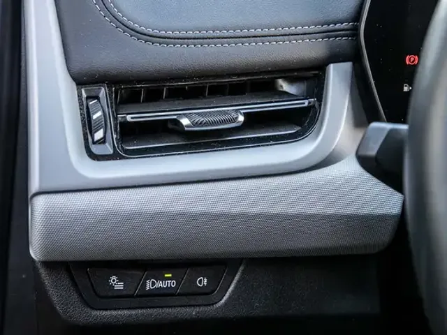 BMW 216