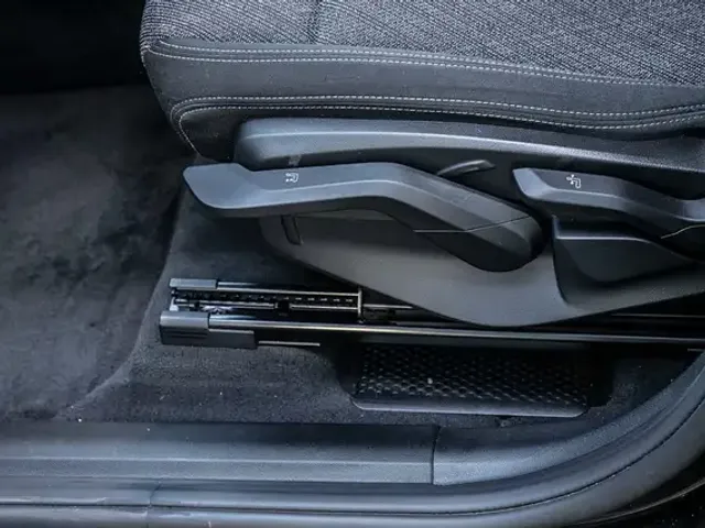 BMW 216