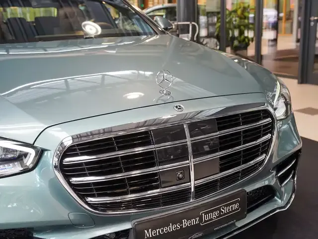 Mercedes-Benz S 500